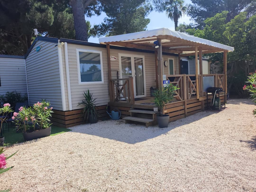 Mobil-home spacieux et climatisé pour 6 personnes